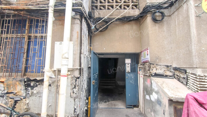 健康路6号外景图