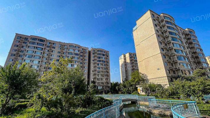 阳光家园东区外景图