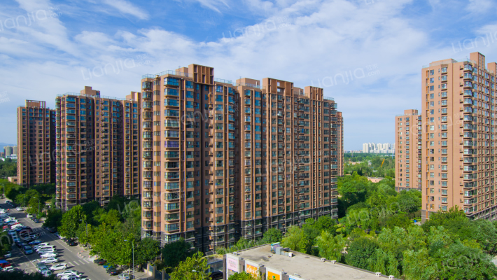 富力桃园C区外景图