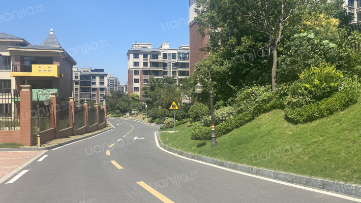 郑州碧桂园一期芷兰湾外景图