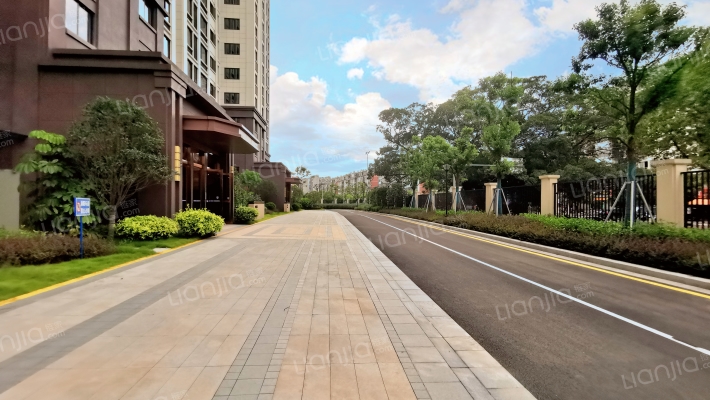 霞镜新城四区外景图