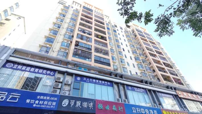 翡翠华庭外景图