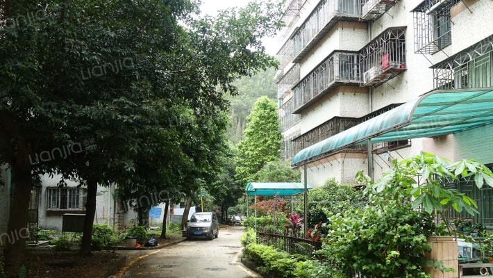 西岭花园外景图