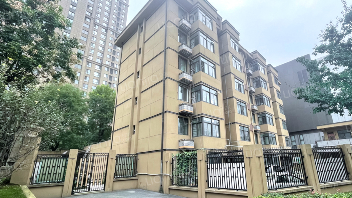 秦农银行曲江支行家属院外景图