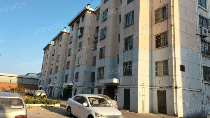 西郊花园外景图