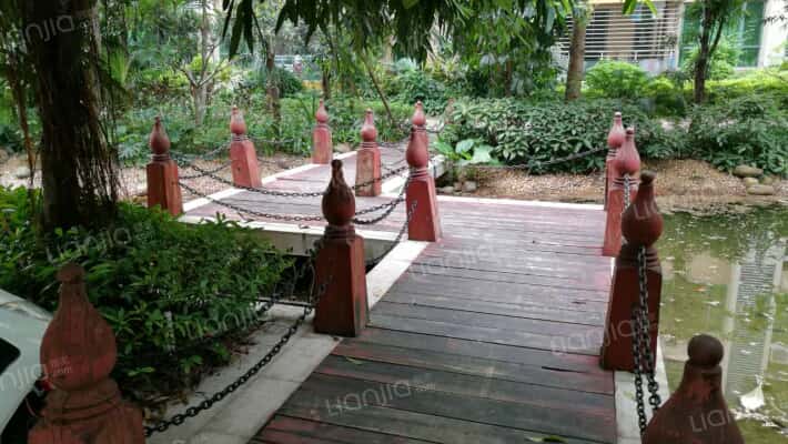 朗晴假日一期外景图