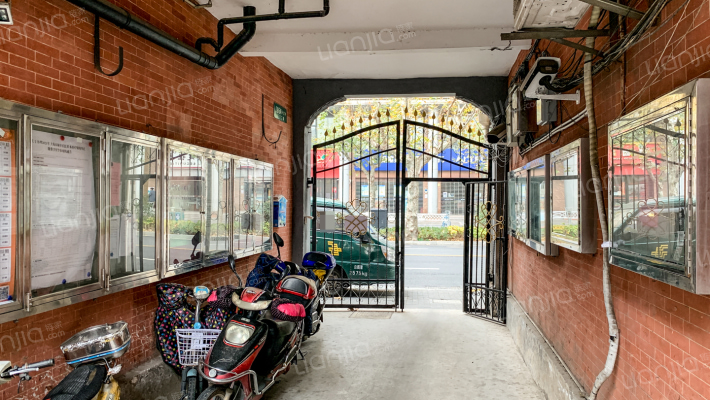 石门二路170弄外景图