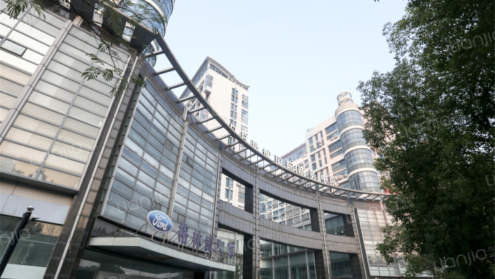 日月星城国际商务中心外景图