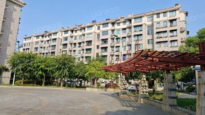 龙潭小区外景图