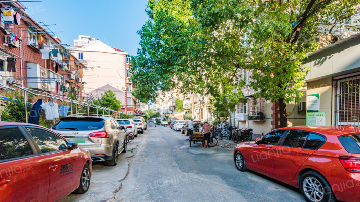 西谈家渡路81弄外景图