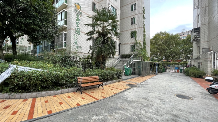 中天花园玉兰园外景图