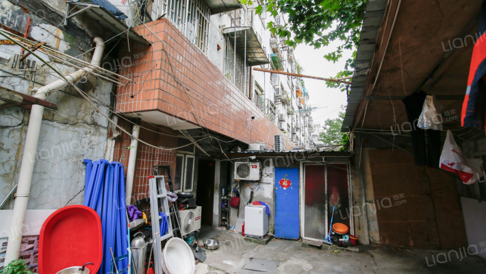 爱国路81号外景图