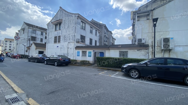 颜港街2区外景图