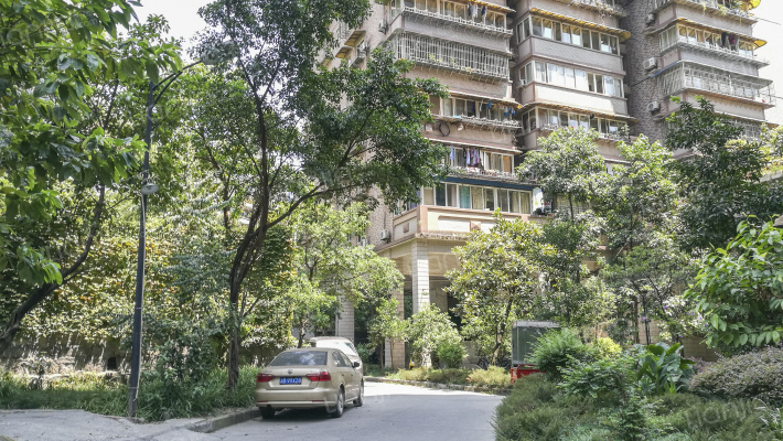 康居花园外景图