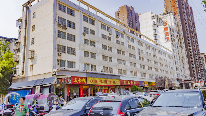 中博康城新居外景图