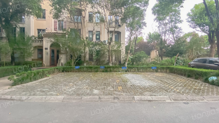 同润加州(别墅)外景图