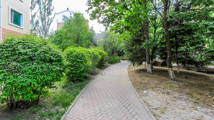 中海水岸春城外景图