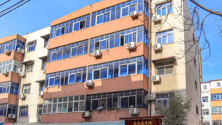 农商银行家属院外景图