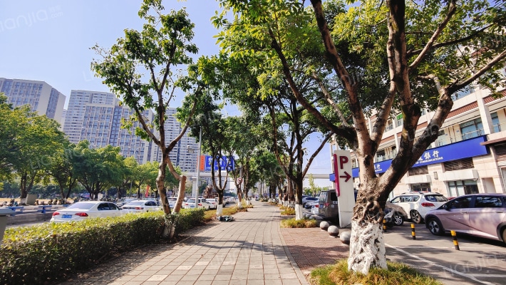 龙湖仟百汇外景图