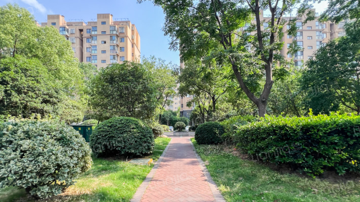 杏林北苑外景图