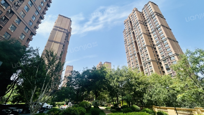 中海奥龙观邸外景图