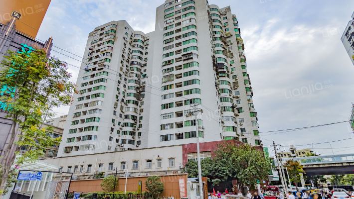 五洲大厦外景图