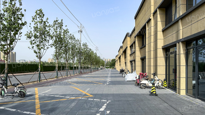 南飞鸿蓝庭序外景图