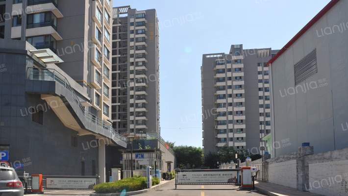 海怡湾畔外景图