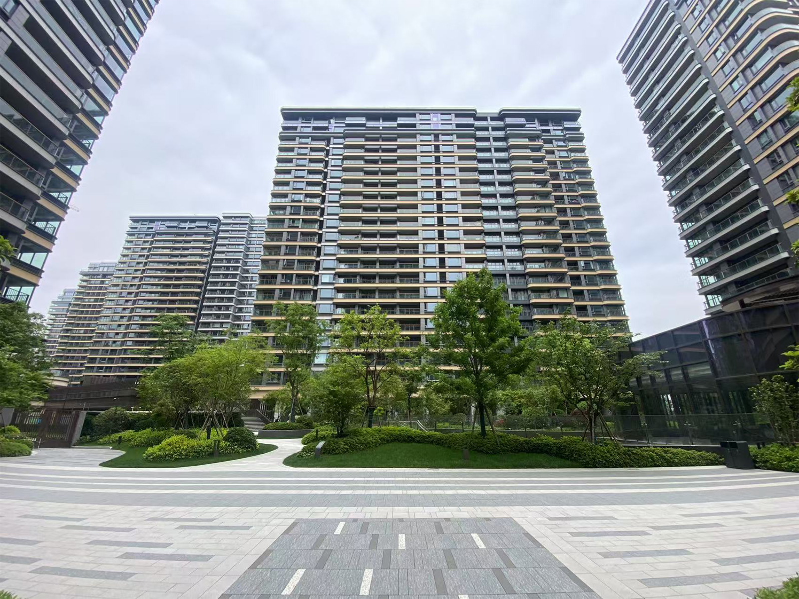 River Opus compound photo 3
