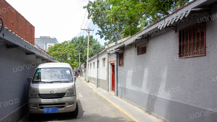 东石槽胡同外景图