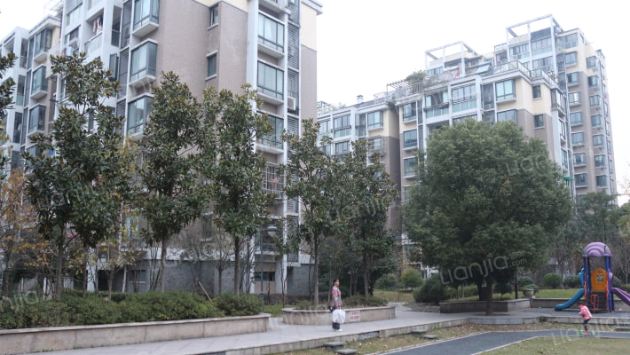 和苑小区外景图