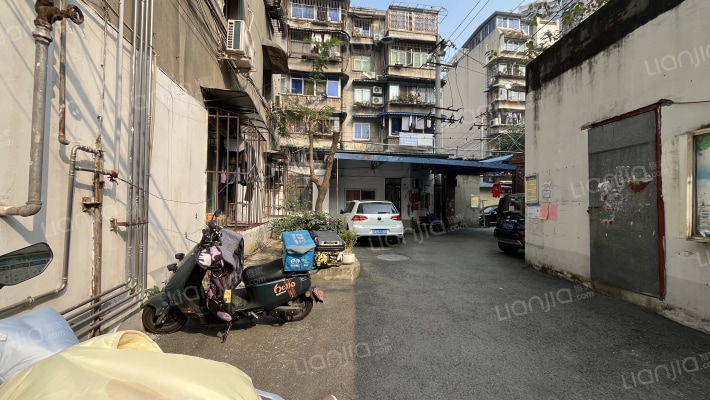 马鞍北路28号外景图