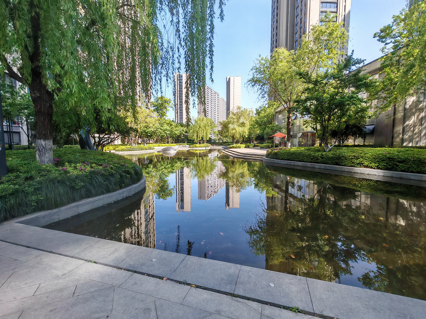 万科融信西雅图（云谷公寓）小区实景 4