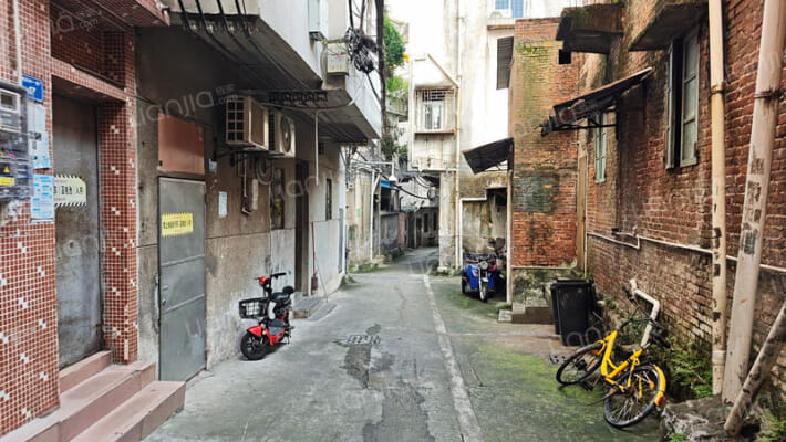 岗贝村二街三巷外景图