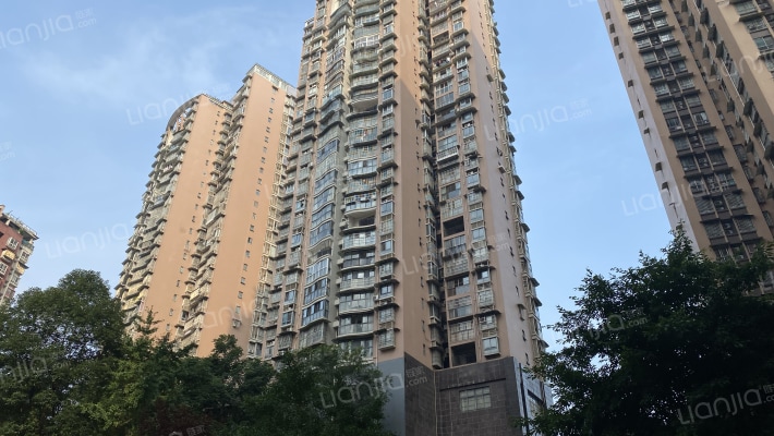 汇强上城外景图