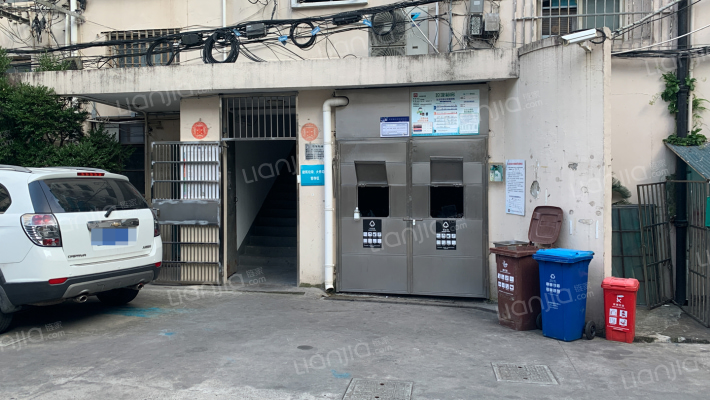 南京西路860弄外景图