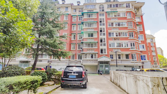 江东新世纪外景图