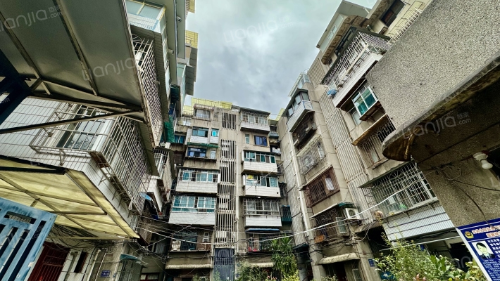 盐务街57号外景图