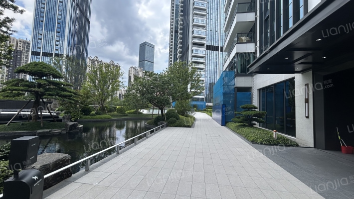 运达中央广场三期外景图