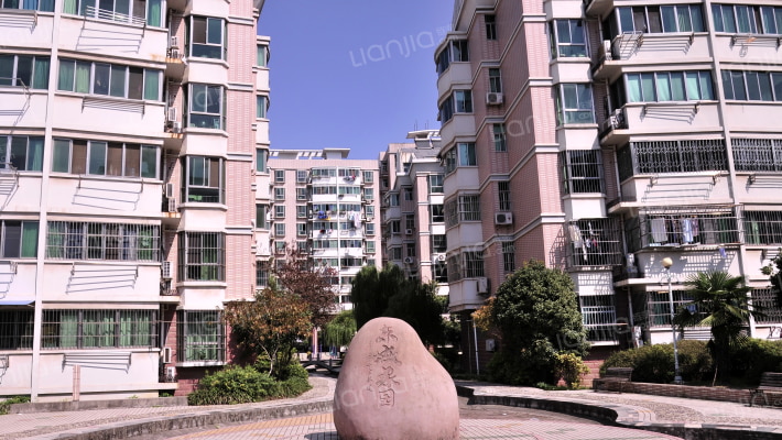 东城家园外景图