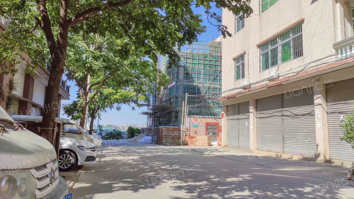 新隆大街外景图