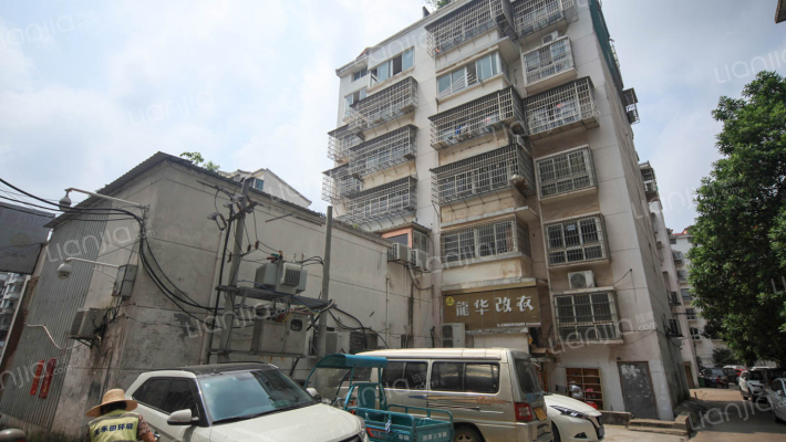 维也纳购物广场外景图