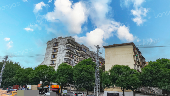 中建小区外景图