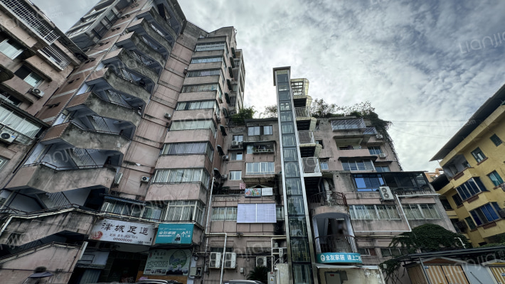 荣达大厦外景图