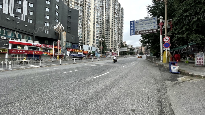 雄骏商住楼外景图