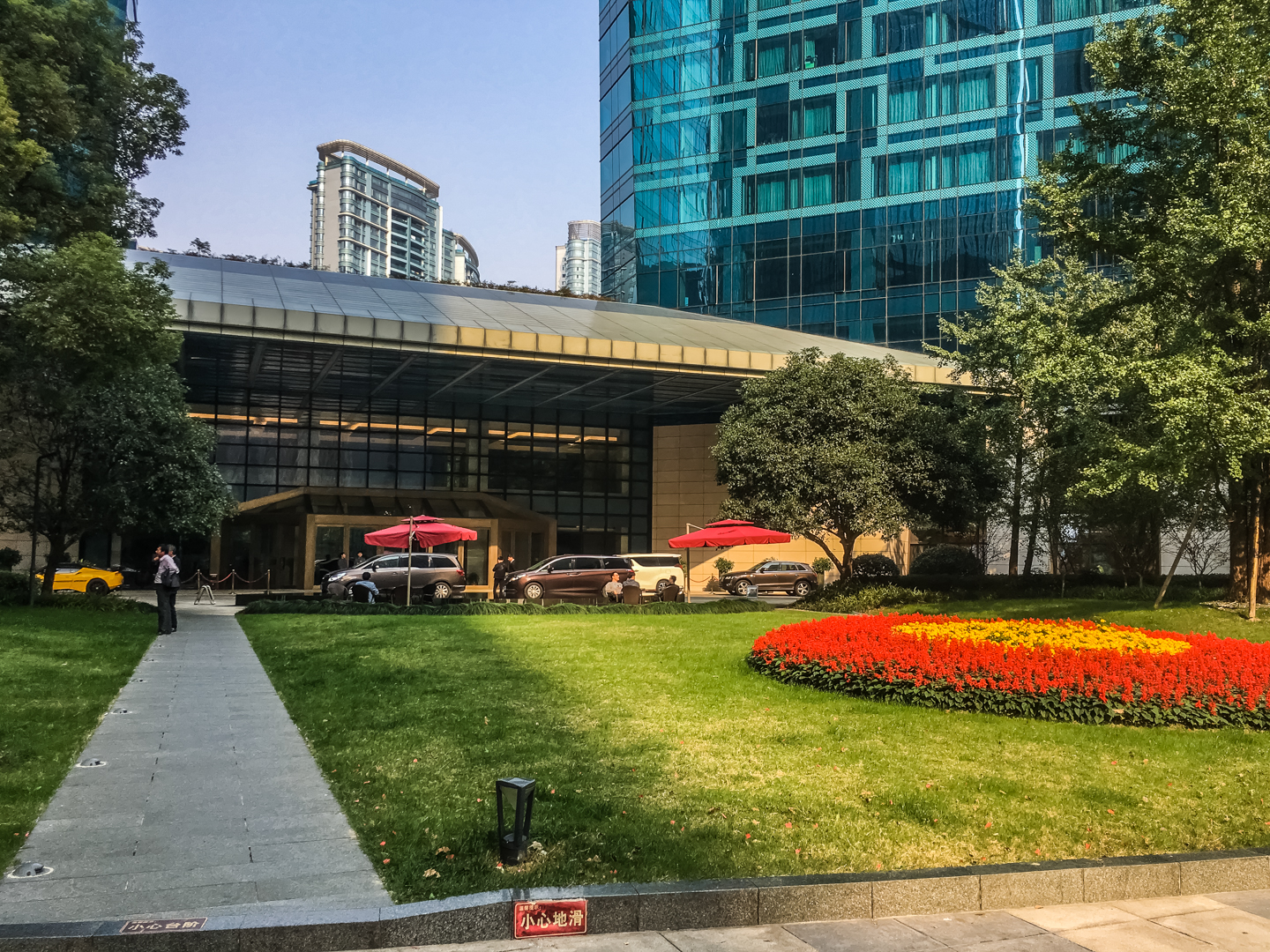  东方君悦小区实景 15