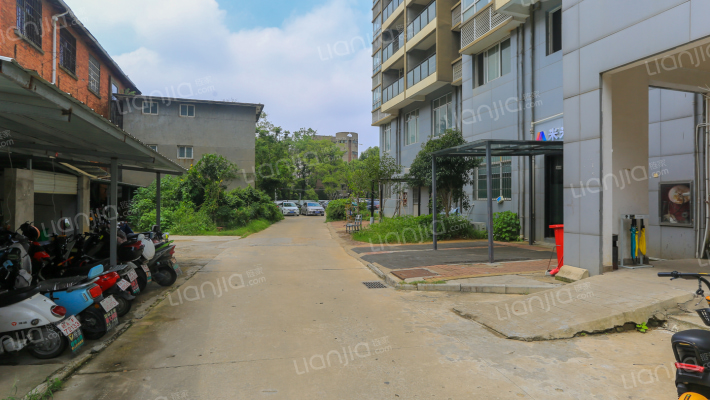 8090梦工场外景图