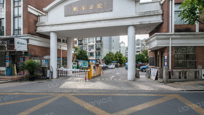 悦华公寓外景图