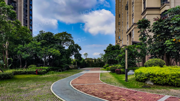 新店地铁社区悠然居外景图