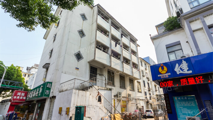 东苑路113号外景图